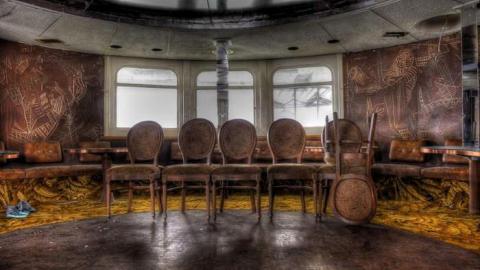 More More - Captain-Johns-Restaurant2.jpg