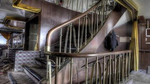 More More - Captain-Johns-Restaurant6.jpg