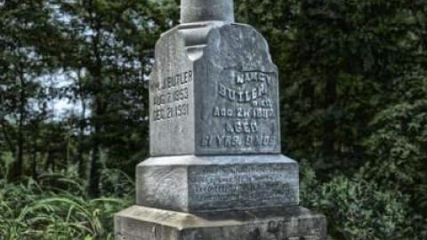 Pet Cemetery July 2014 - DSC_0090.jpg