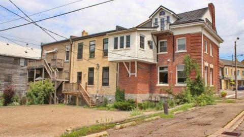 Photo from Entered In Ayr