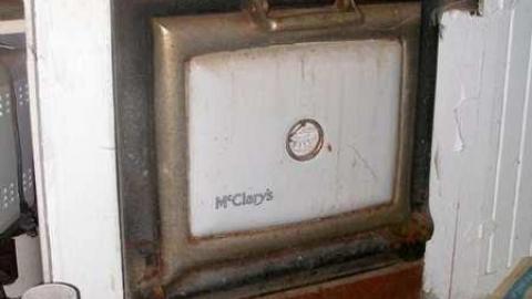 Fiddleing Time To Do - RussellChristie-House164.jpg