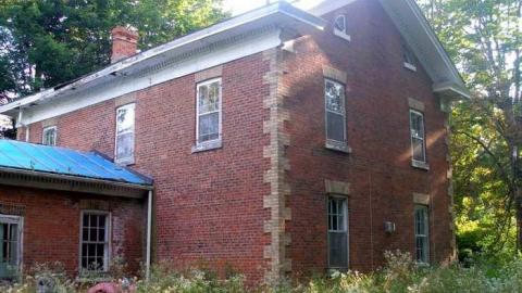 Fiddleing Time To Do - RussellChristie-House165.jpg