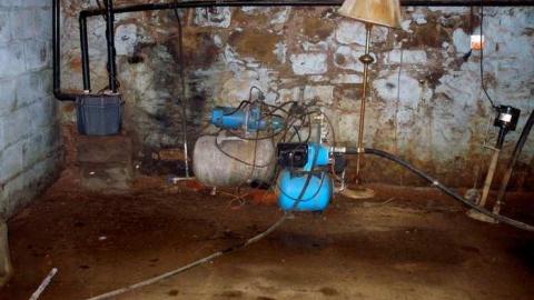 Fiddleing Time To Do - RussellChristie-House166.jpg