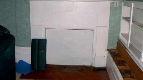 Fiddleing Time To Do - RussellChristie-House151.jpg