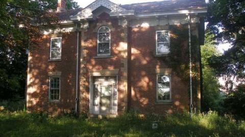 Fiddleing Time To Do - RussellChristie-House175.jpg