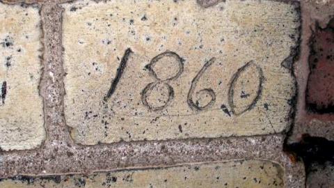 Fiddleing Time To Do - RussellChristie-House160.jpg