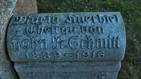 Berlett's Cemetery - Berletts-Corner-Ghosttown19.jpg