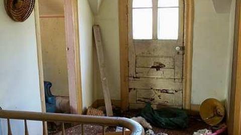 August 2014 - Holey-Sht22.jpg