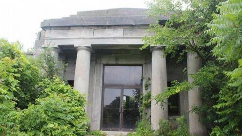 Port Dover Mausoleum  - Port-Dover-Mausoleum31.jpg