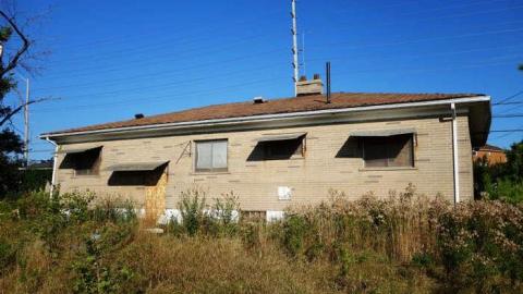 Aug '14 - Sad-Home21.jpg