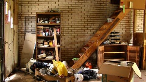 'bandoned Bungalow - 3a.jpg