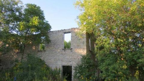 Abandoned Beauty - Foundry-Building-Elora3.jpg