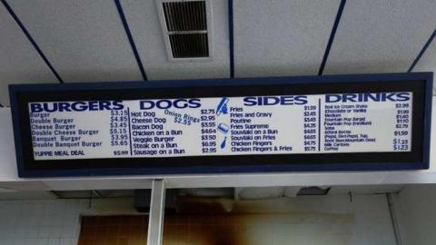 Interior Aug '14 - Yuppies-Burger12.jpg