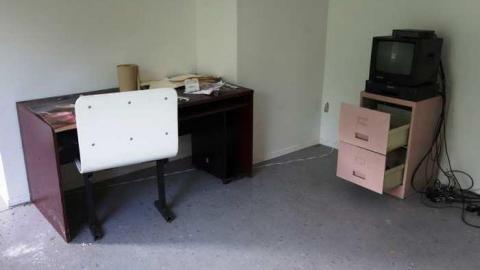 Interior Aug '14 - Yuppies-Burger13.jpg