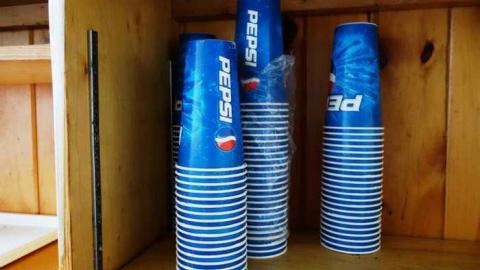 Interior Aug '14 - Yuppies-Burger5.jpg