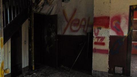 Graffiti Abandonment photo 4