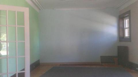 The Lonely Snowman - The-Snowmans-House10.jpg