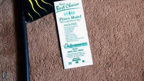 Sept '14 - The-Pines-Motel35.jpg