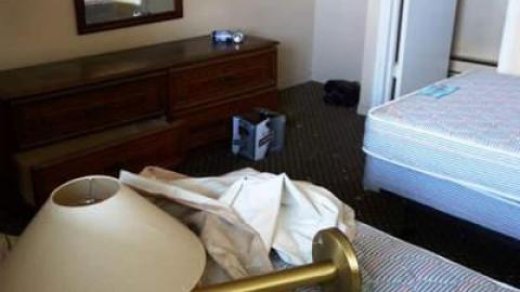 Sept '14 - The-Pines-Motel14.jpg