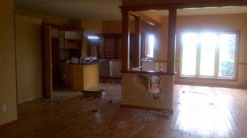 Sept2014 - 407-Extension-Rundle20.jpg