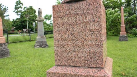 In Train Sight - Campbellville-Burying-Ground5.jpg