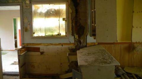 Dumpy Place - Kawartha-Downs-Speedway-House83.jpg