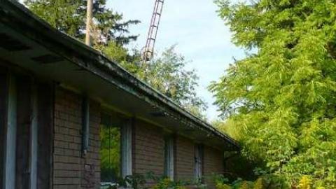 Dumpy Place - Kawartha-Downs-Speedway-House124.jpg