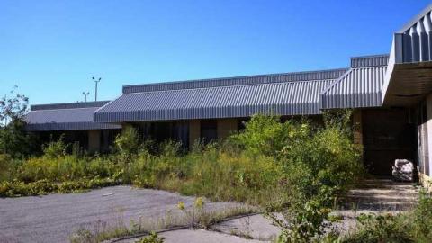 Sept '14 - Sweaburg-warehouse4.jpg