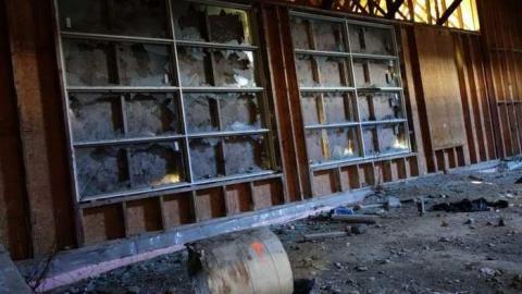 Sept '14 - Sweaburg-warehouse6.jpg