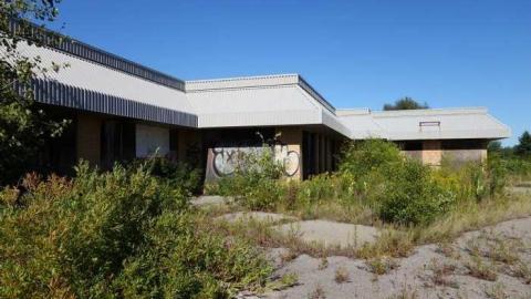 Sept '14 - Sweaburg-warehouse7.jpg