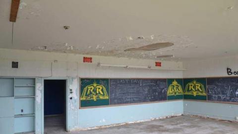 First Visit - August 2014 - Alderwood-Collegiate-Institute399.jpg