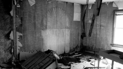 3x3 - 3-X-27--8148.jpg