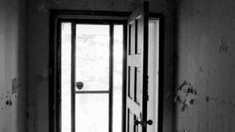 3x3 - 3-X-27--8151.jpg