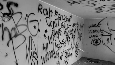 3x3 - 3-X-27--8154.jpg