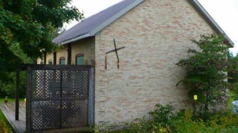 Durham Road - African-Pioneer-Cemetery2.jpg