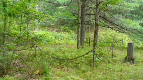 Morrison Hidden Cemetery photo 4