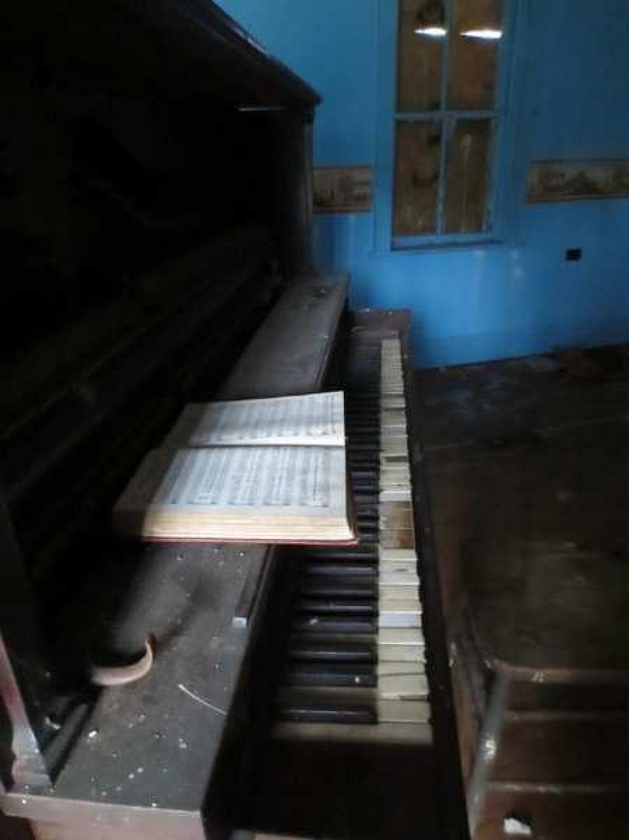 Thompson Home - IMG_1245.jpg