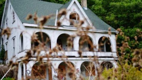 September 2014.  - Across-The-River41.jpg