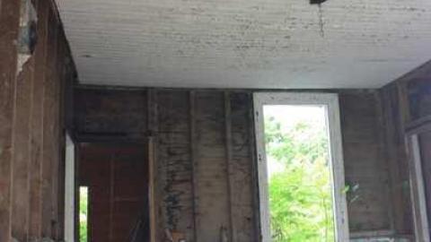 Abandoned Near Cressy - Old-Farmhouse3.jpg