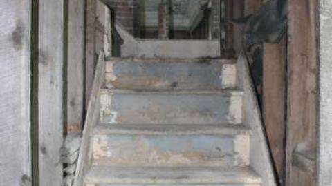 Abandoned Near Cressy - Old-Farmhouse12.jpg