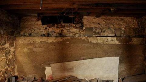 winter 2010/2011 - Rebecca-Road232.jpg