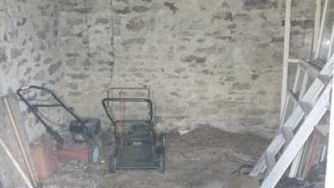 Sep 2014 - Hangmans-Church--Outbuilding4.jpg