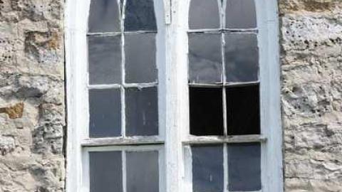 Sep 2014 - Hangmans-Church--Outbuilding6.jpg