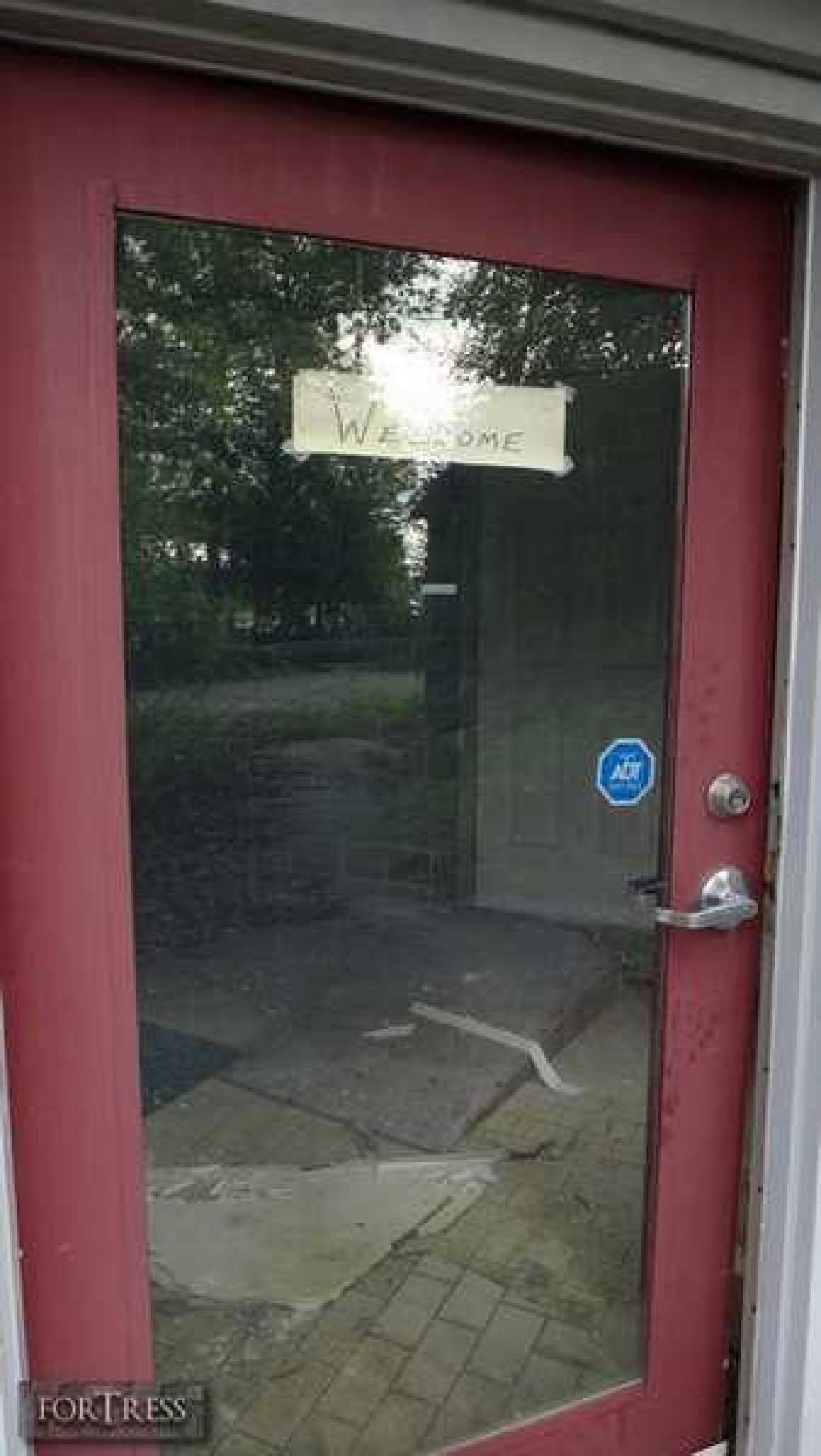 Quick Stop 06/02/13 - RR12.jpg