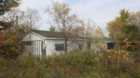 Nov 2011 - St.-Albert-Trailer-Park15.jpg