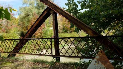 Bridge Closed photo 3