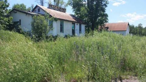 Wheel In Cafe - Central Frontenac, Ontario