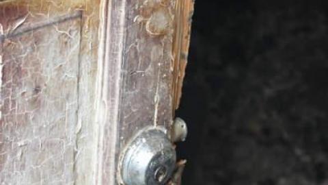 July 2014 - Green-Thumb--Black-Kitchen16.jpg