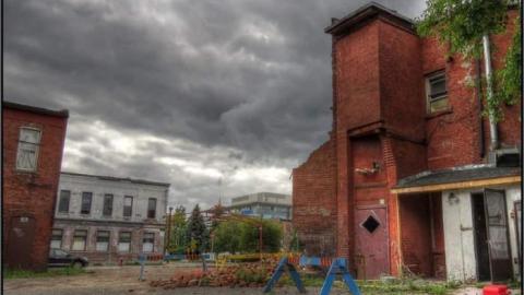 Sui Sun - Sui Sun 05.jpg