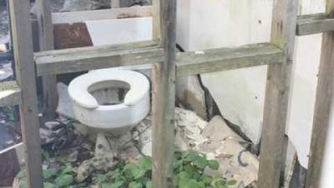 June 2014 - Gas-Station85.jpg